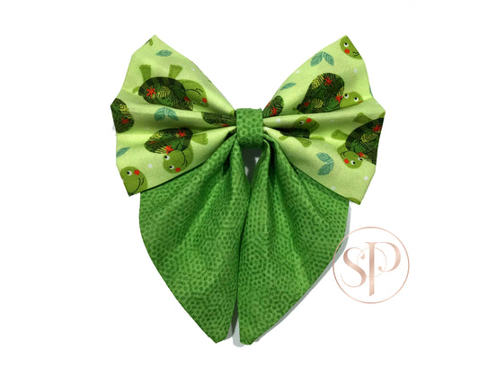 All Decked Up Tortoise & Pear Freckles Sailor Bow