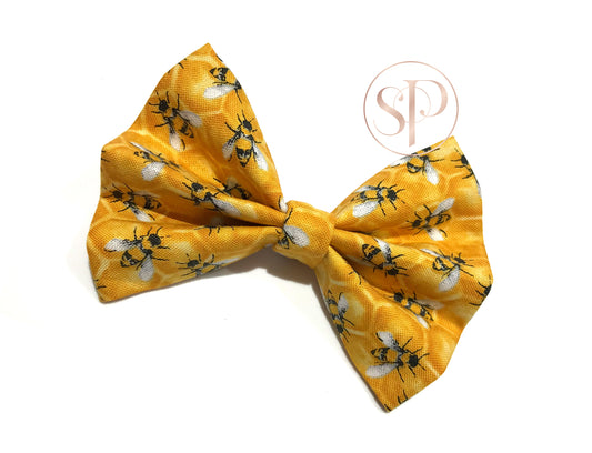 Sweet As Can Bee Dog Bow