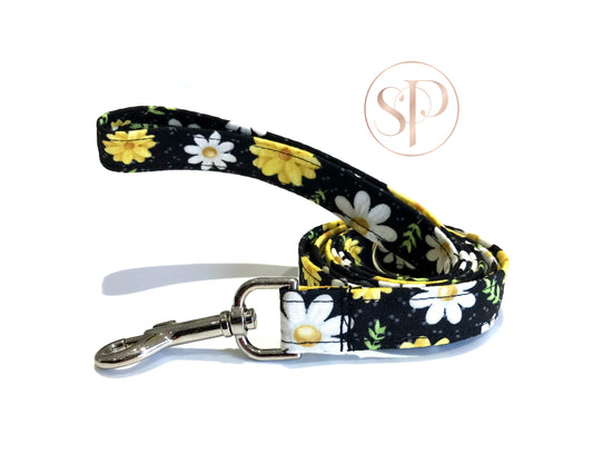 Sweet As Can Bee Floral Dog Lead
